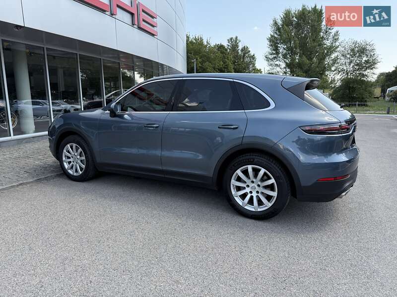 Внедорожник / Кроссовер Porsche Cayenne 2018 в Днепре