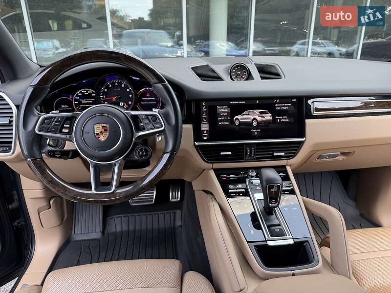 Внедорожник / Кроссовер Porsche Cayenne 2018 в Днепре