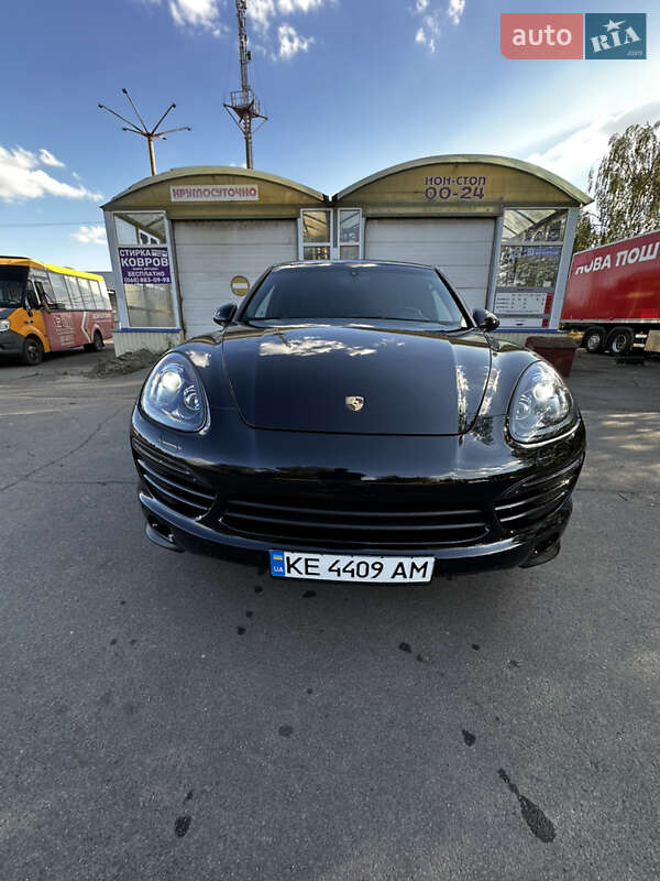 Внедорожник / Кроссовер Porsche Cayenne 2012 в Кривом Роге фото 2 Внедорожник / Кроссовер Porsche Cayenne 2012 в Кривом Роге