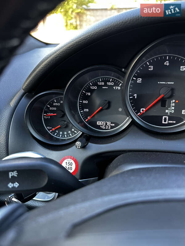 Внедорожник / Кроссовер Porsche Cayenne 2012 в Кривом Роге фото 39 Внедорожник / Кроссовер Porsche Cayenne 2012 в Кривом Роге