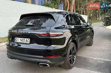 Внедорожник / Кроссовер Porsche Cayenne 2019 в 