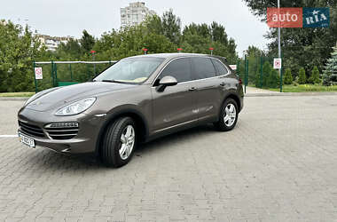 Внедорожник / Кроссовер Porsche Cayenne 2012 в 