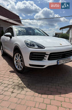Позашляховик / Кросовер Porsche Cayenne 2019 в 