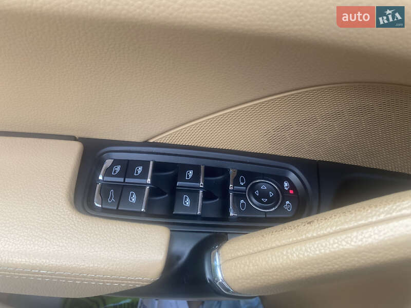 Позашляховик / Кросовер Porsche Cayenne 2016 в Львові фото 9 Позашляховик / Кросовер Porsche Cayenne 2016 в Львові