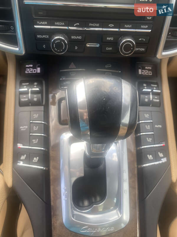 Позашляховик / Кросовер Porsche Cayenne 2016 в Львові фото 46 Позашляховик / Кросовер Porsche Cayenne 2016 в Львові