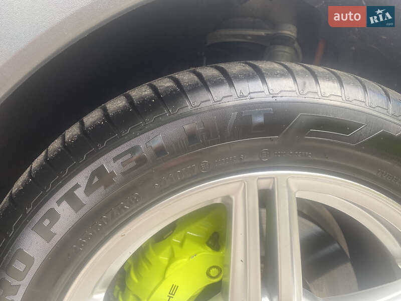 Позашляховик / Кросовер Porsche Cayenne 2016 в Львові фото 36 Позашляховик / Кросовер Porsche Cayenne 2016 в Львові