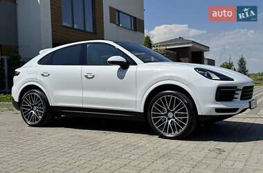 Внедорожник / Кроссовер Porsche Cayenne 2019 в 