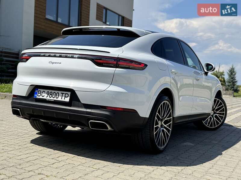 Позашляховик / Кросовер Porsche Cayenne 2019 в Стрию