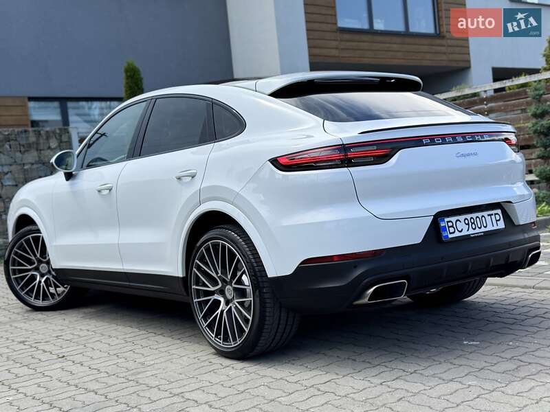 Позашляховик / Кросовер Porsche Cayenne 2019 в Стрию