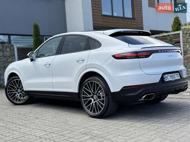 Позашляховик / Кросовер Porsche Cayenne 2019 в Стрию