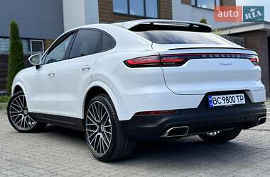 Внедорожник / Кроссовер Porsche Cayenne 2019 в 