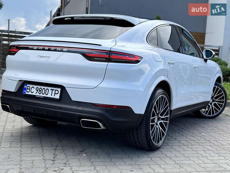 Позашляховик / Кросовер Porsche Cayenne 2019 в Стрию