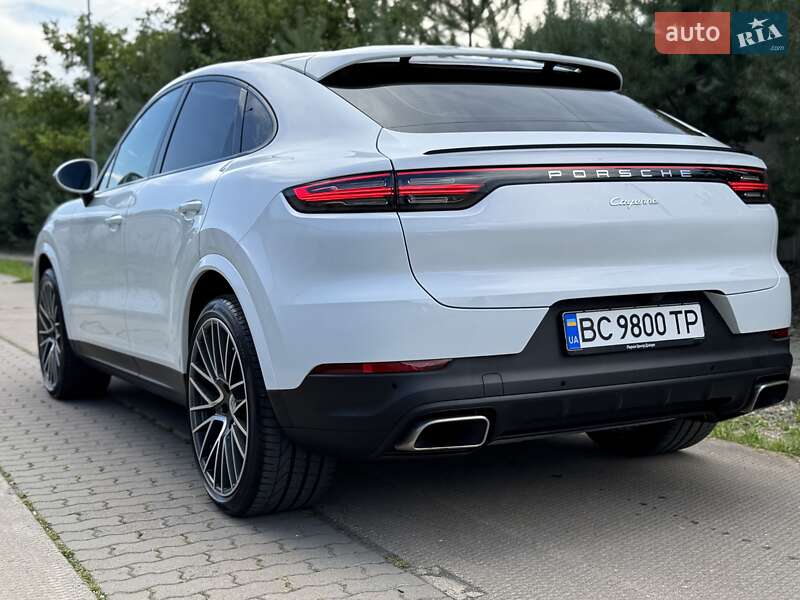 Позашляховик / Кросовер Porsche Cayenne 2019 в Стрию