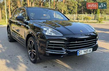 Внедорожник / Кроссовер Porsche Cayenne 2019 в 