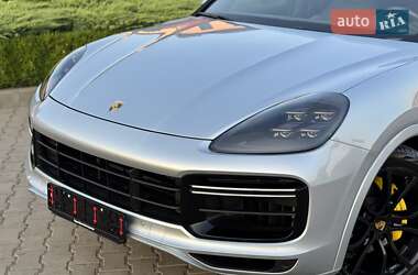 Внедорожник / Кроссовер Porsche Cayenne 2018 в 