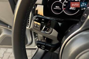 Внедорожник / Кроссовер Porsche Cayenne 2018 в 