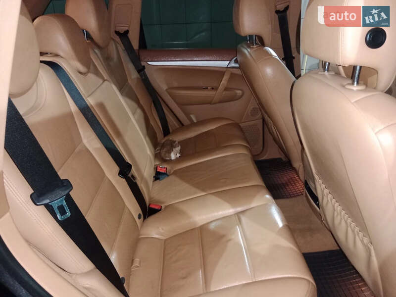 Позашляховик / Кросовер Porsche Cayenne 2008 в Ромнах