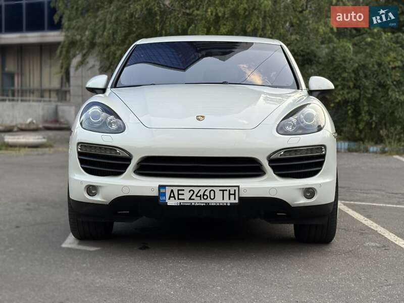 Позашляховик / Кросовер Porsche Cayenne 2013 в Дніпрі