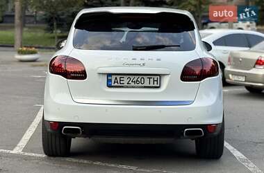 Внедорожник / Кроссовер Porsche Cayenne 2013 в 