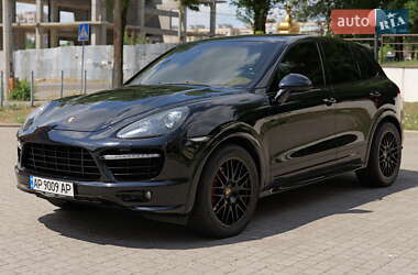 Внедорожник / Кроссовер Porsche Cayenne 2013 в 