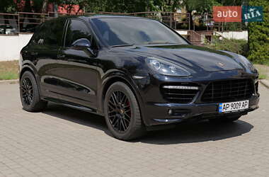 Внедорожник / Кроссовер Porsche Cayenne 2013 в 