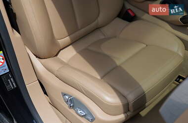 Внедорожник / Кроссовер Porsche Cayenne 2013 в 