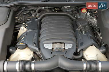 Внедорожник / Кроссовер Porsche Cayenne 2013 в 