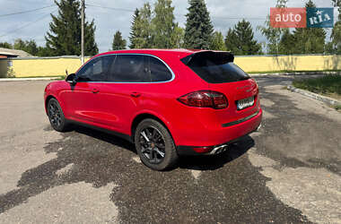 Внедорожник / Кроссовер Porsche Cayenne 2013 в 