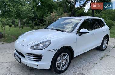 Внедорожник / Кроссовер Porsche Cayenne 2014 в 