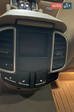 Внедорожник / Кроссовер Porsche Cayenne 2013 в 