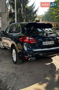 Внедорожник / Кроссовер Porsche Cayenne 2011 в 