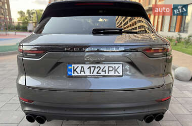 Внедорожник / Кроссовер Porsche Cayenne 2019 в 