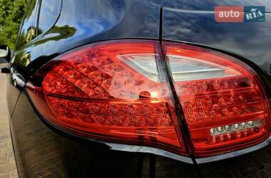 Позашляховик / Кросовер Porsche Cayenne 2013 в 