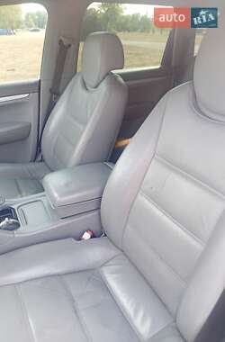 Внедорожник / Кроссовер Porsche Cayenne 2006 в 