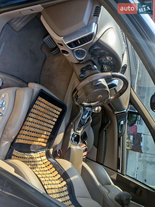 Позашляховик / Кросовер Porsche Cayenne 2013 в Фастові фото 5 Позашляховик / Кросовер Porsche Cayenne 2013 в Фастові