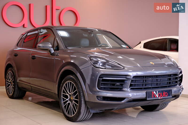 Внедорожник / Кроссовер Porsche Cayenne 2019 в Одессе