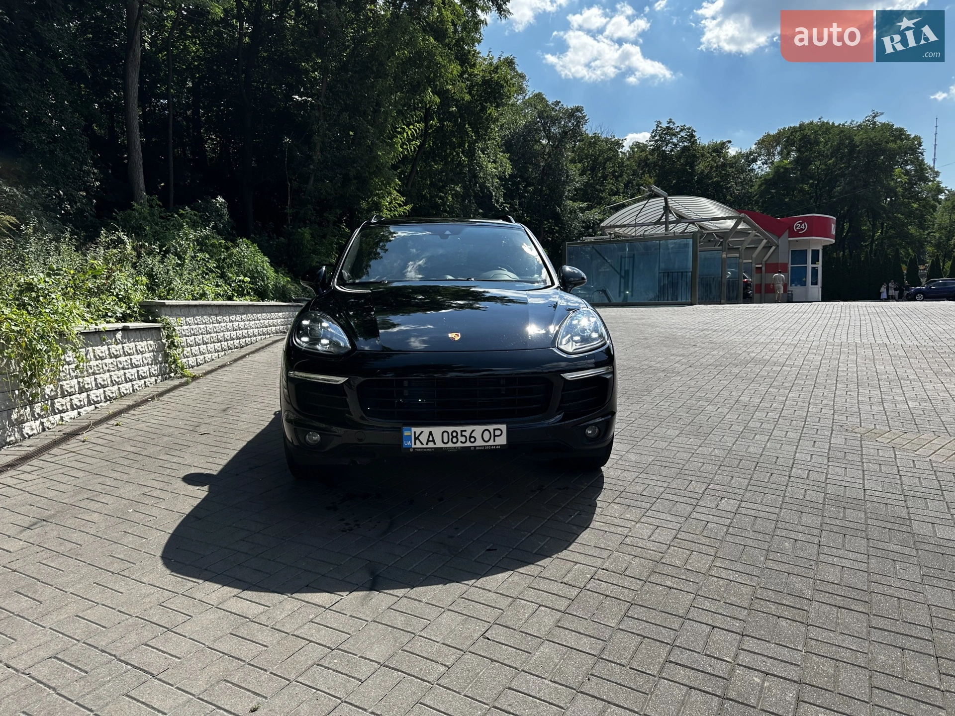 2017 Porsche Cayenne - мініатюра 2