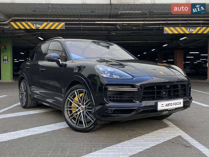 Внедорожник / Кроссовер Porsche Cayenne 2020 в 