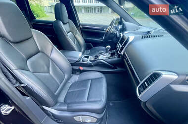 Внедорожник / Кроссовер Porsche Cayenne 2014 в 