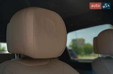 Внедорожник / Кроссовер Porsche Cayenne 2019 в 