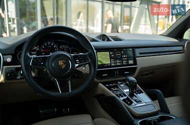 Внедорожник / Кроссовер Porsche Cayenne 2019 в 