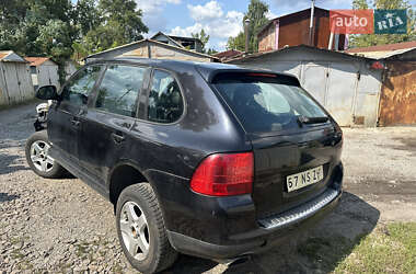 Внедорожник / Кроссовер Porsche Cayenne 2005 в 