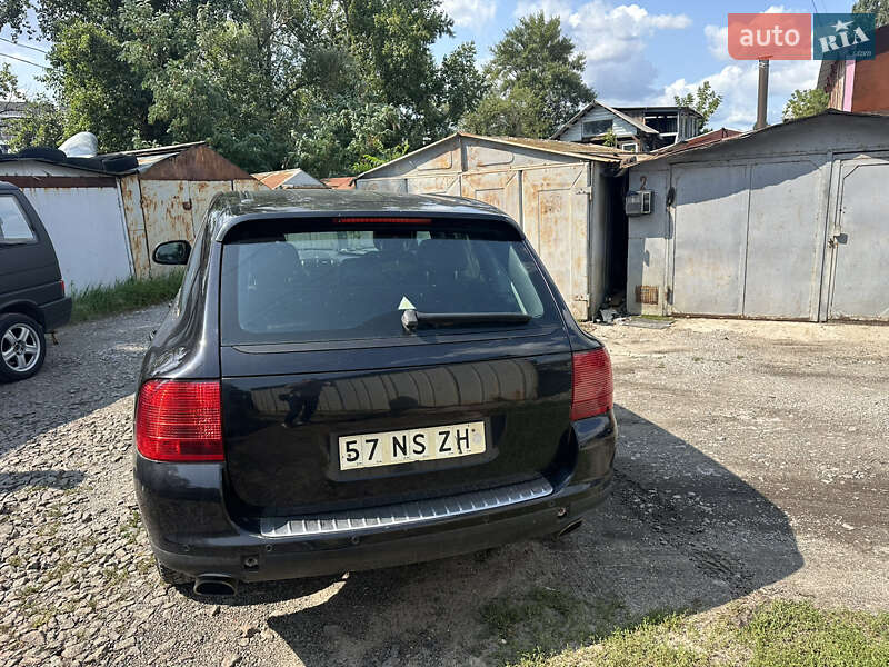 Внедорожник / Кроссовер Porsche Cayenne 2005 в Киеве