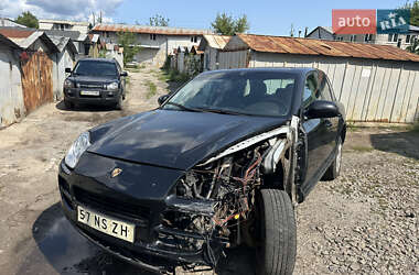 Внедорожник / Кроссовер Porsche Cayenne 2005 в 