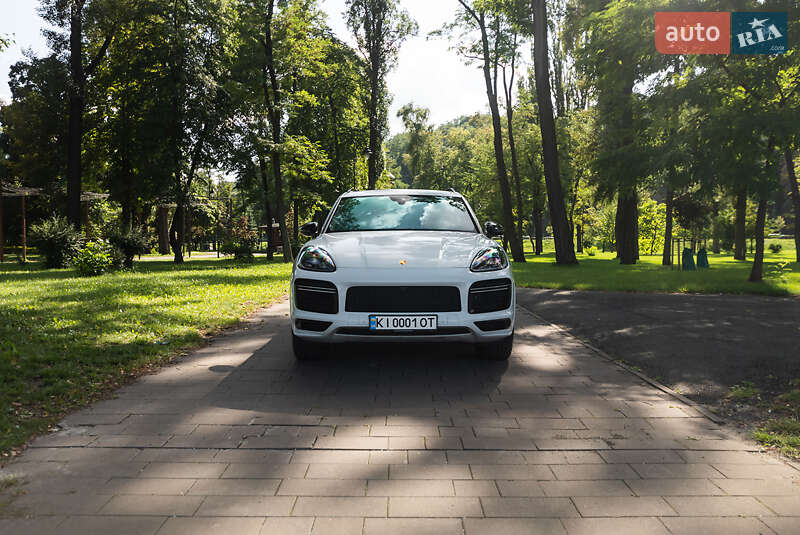 Позашляховик / Кросовер Porsche Cayenne 2018 в Києві