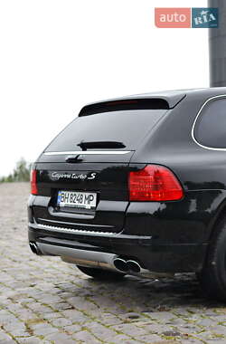 Внедорожник / Кроссовер Porsche Cayenne 2006 в 