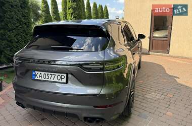 Внедорожник / Кроссовер Porsche Cayenne 2019 в 