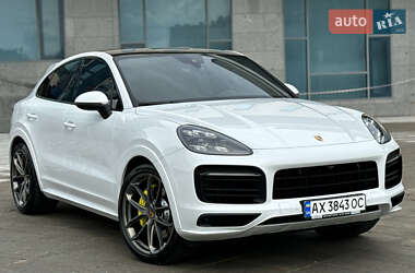 Внедорожник / Кроссовер Porsche Cayenne 2019 в 