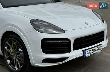 Внедорожник / Кроссовер Porsche Cayenne 2019 в 
