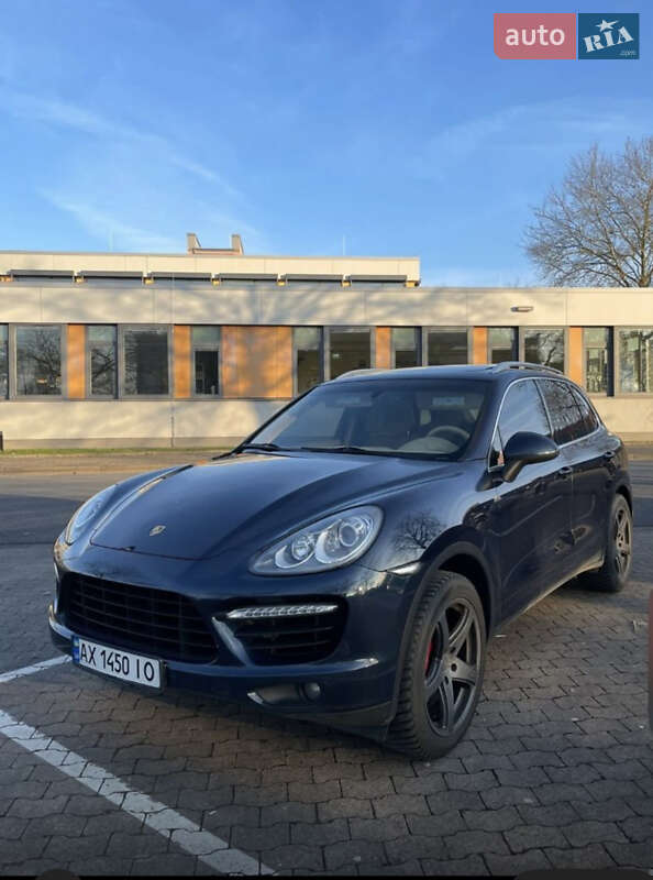 Внедорожник / Кроссовер Porsche Cayenne 2010 в Трускавце